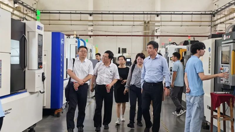 智能装备展位代理招商加盟，揭秘高效招商流程